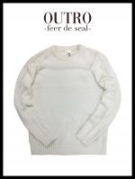 OUTRO-feer de seal- Feather Yarn Knit WHT